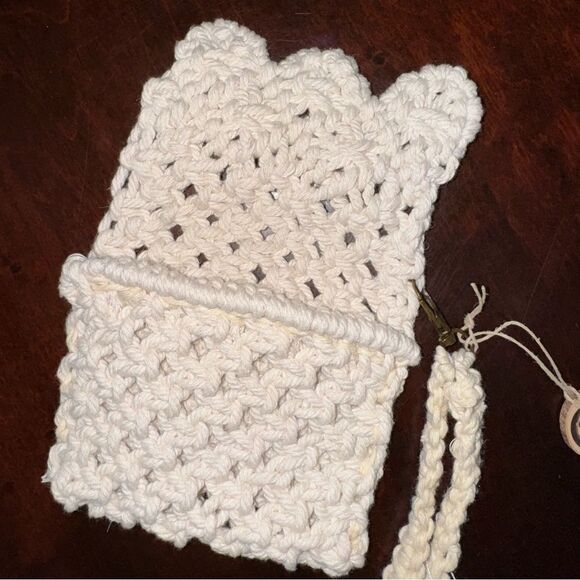Handmade Macrame Wristlet with Textured Pattern and Wooden Charm - Picture 4 of 8